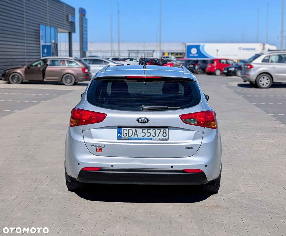 Kia Ceed 1.6 CRDi L Business Line - 11