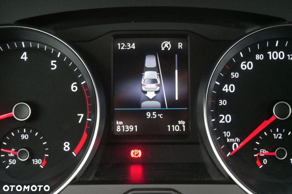 Volkswagen Passat Variant 2.0 TSI Business DSG - 22