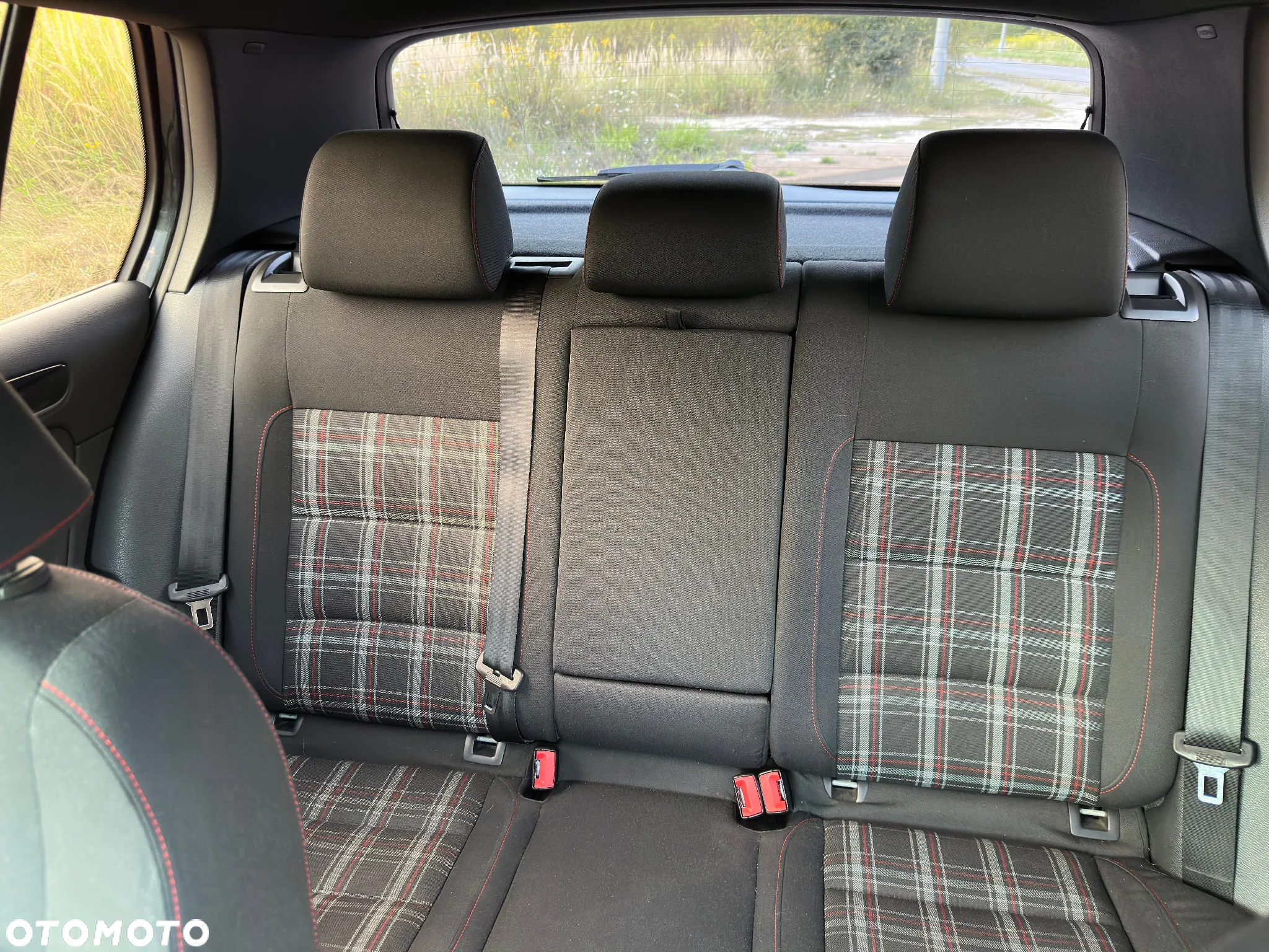 Volkswagen Golf VI 2.0 TSI GTI - 23