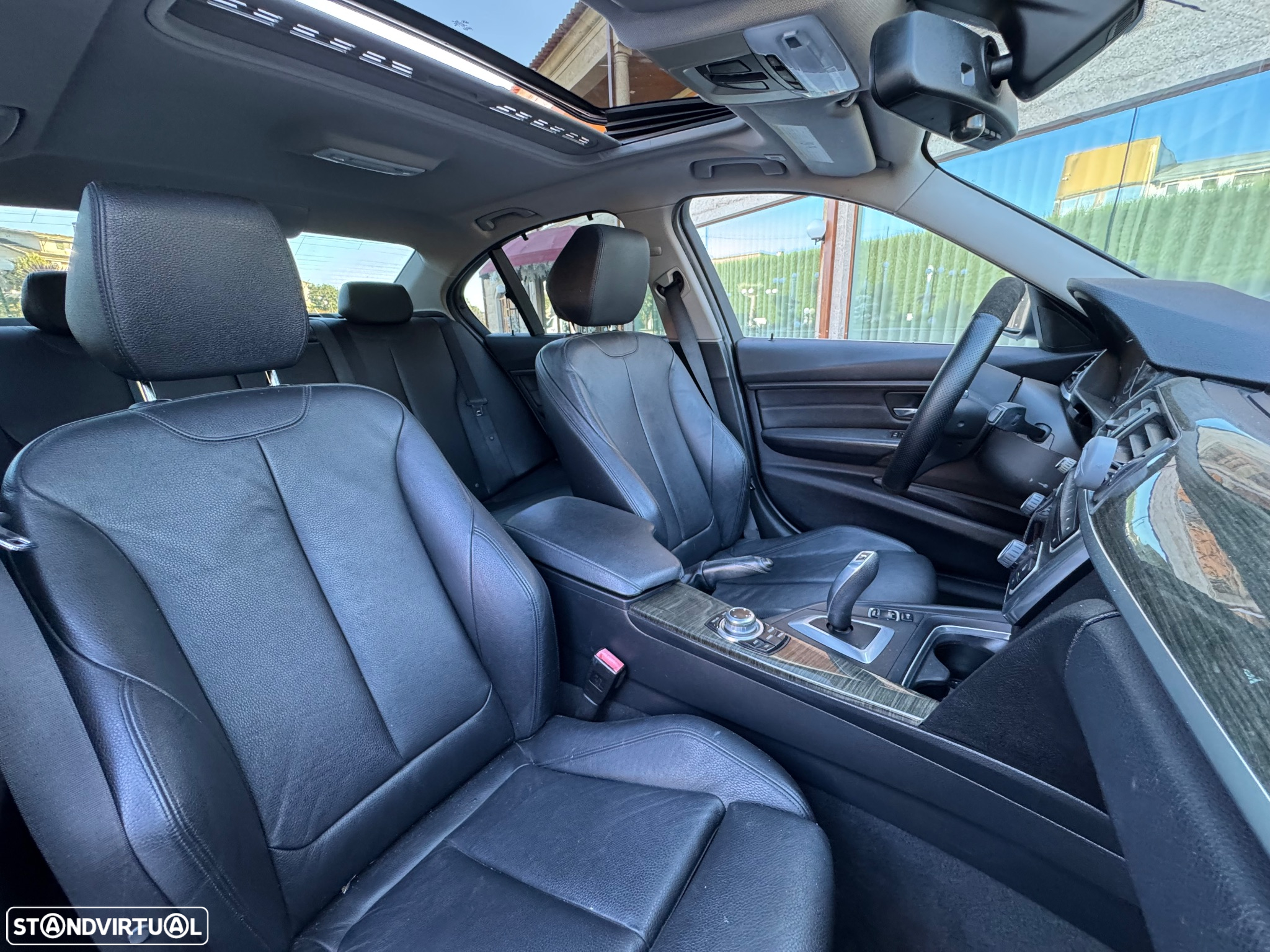 BMW 328 i Auto Pack M - 9