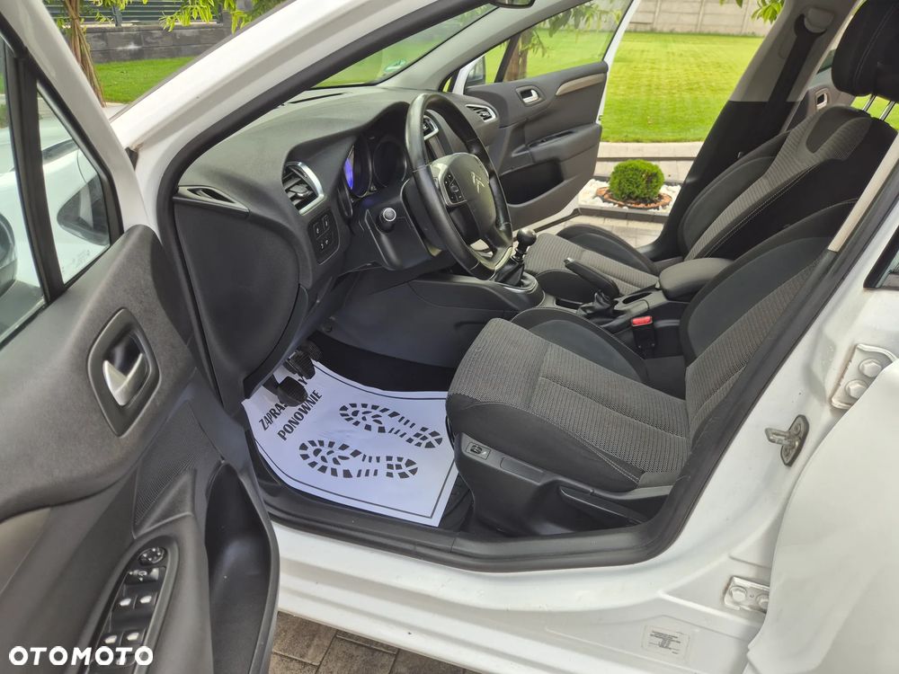 Citroën C4 e-HDi 115 Exclusive - 6