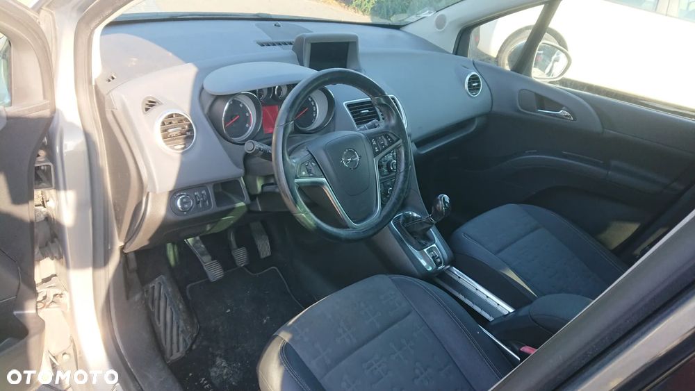 Opel Meriva - 4