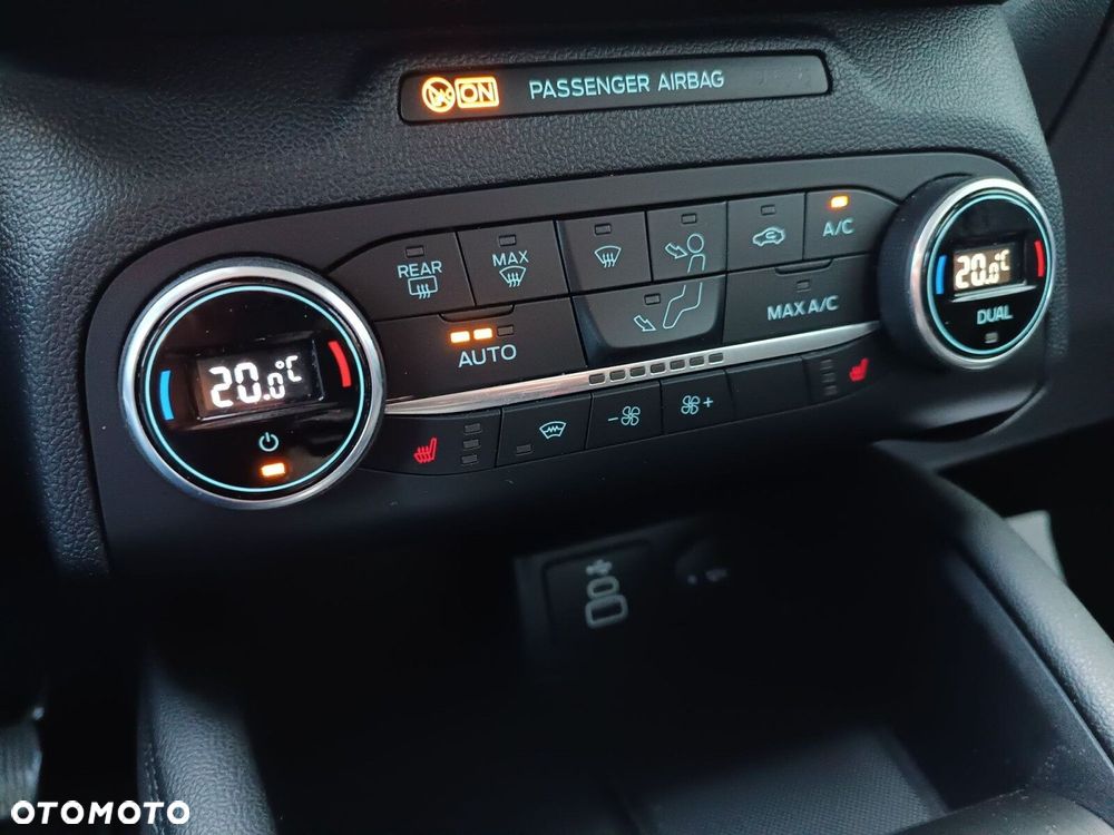 Ford Kuga - 15