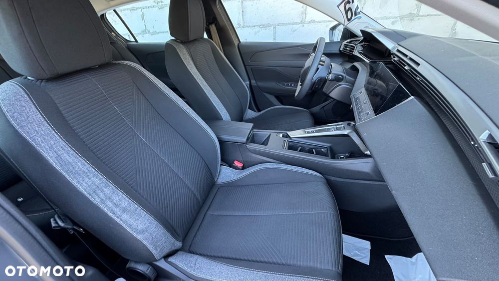 Peugeot 308 1.2 PureTech Allure S&S EAT8 - 17