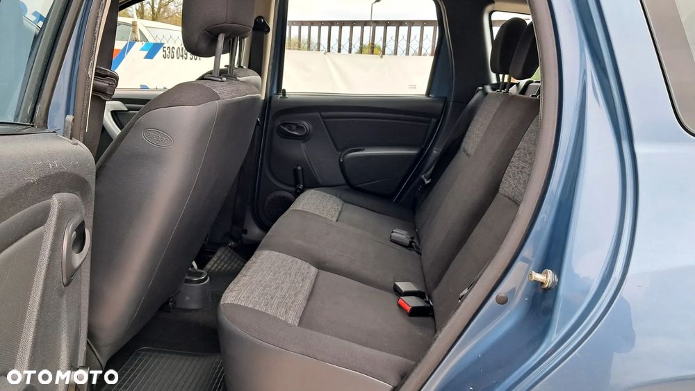 Dacia Duster 1.6 16V 4x2 Laureate - 7