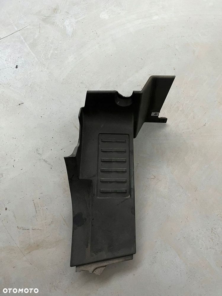 NAKŁADKA NA PRÓG LEWA RENAULT TRUCKS GAMA T RANGE 84520514 - 1