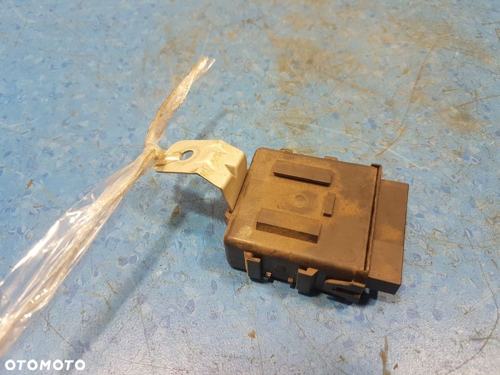 SUBARU FORESTER II MODUŁ IMMOBILIZERA 88205SA000 - 9