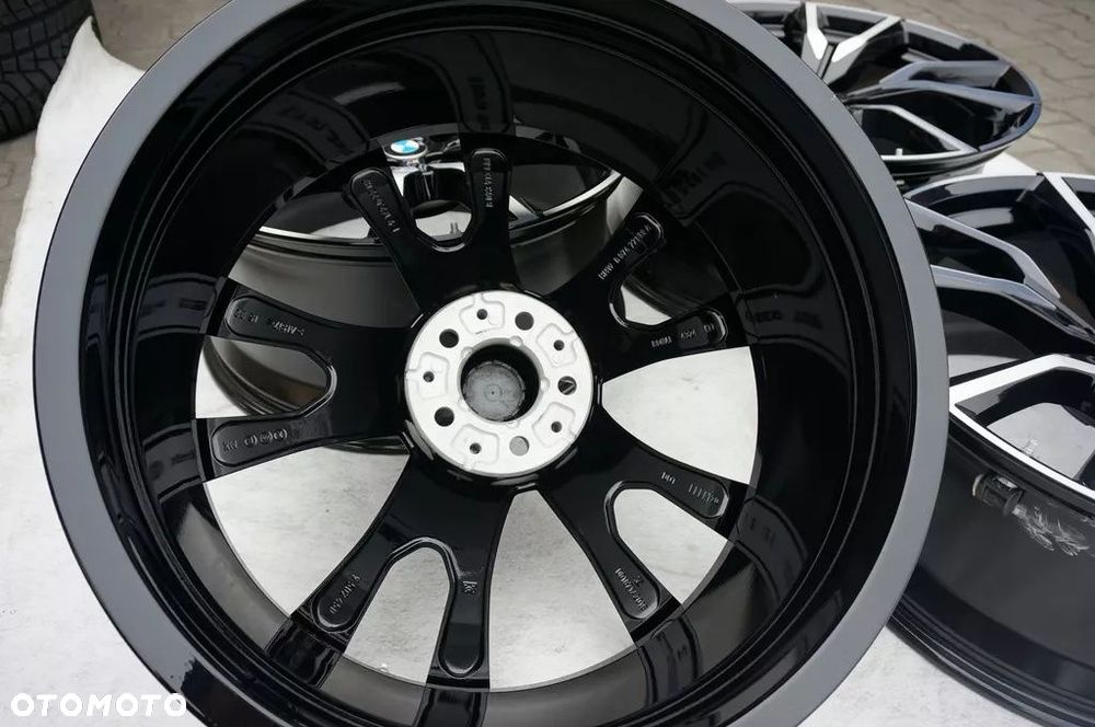 BMW G05 X5 X6 G06 22'' X7 M Pakiet - 11