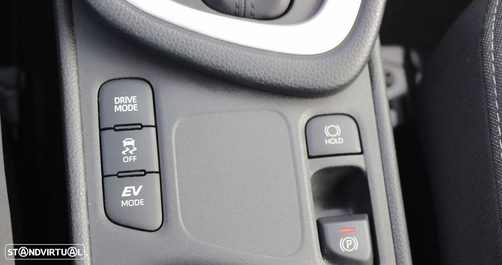 Toyota Yaris 1.5 HDF Comfort - 30