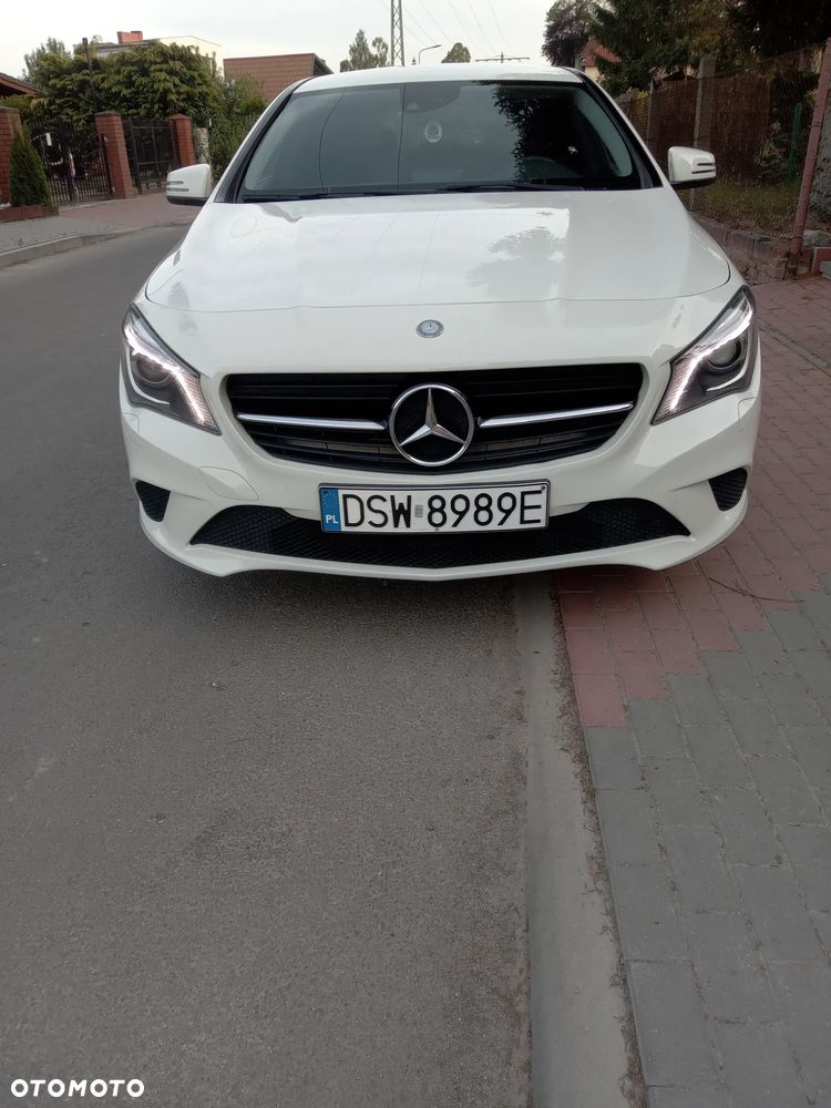 Mercedes-Benz CLA 180 BlueEffICIENCY Edition - 5