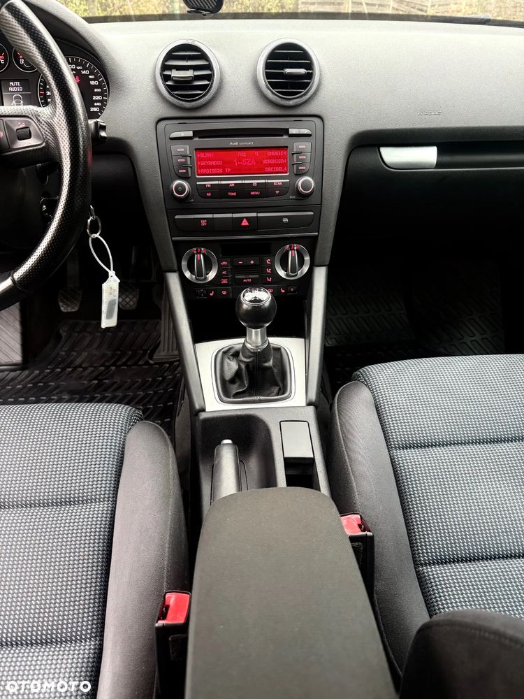 Audi A3 Sportback 1.4 TFSI Ambition - 16