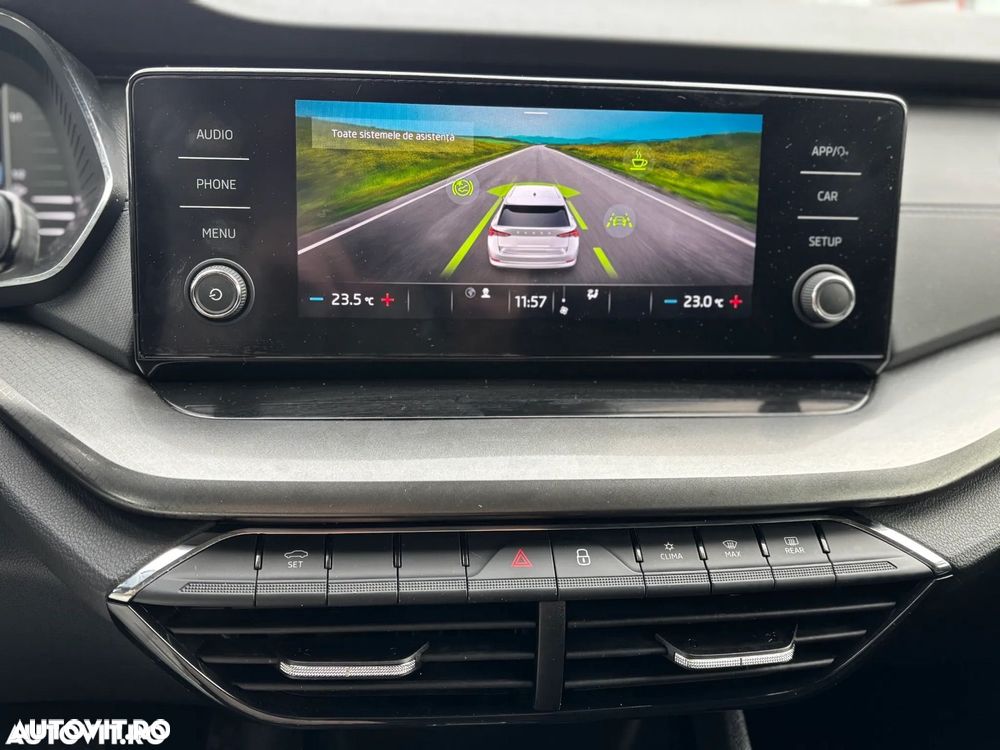 Skoda Octavia 2.0 TDI DSG Style - 6