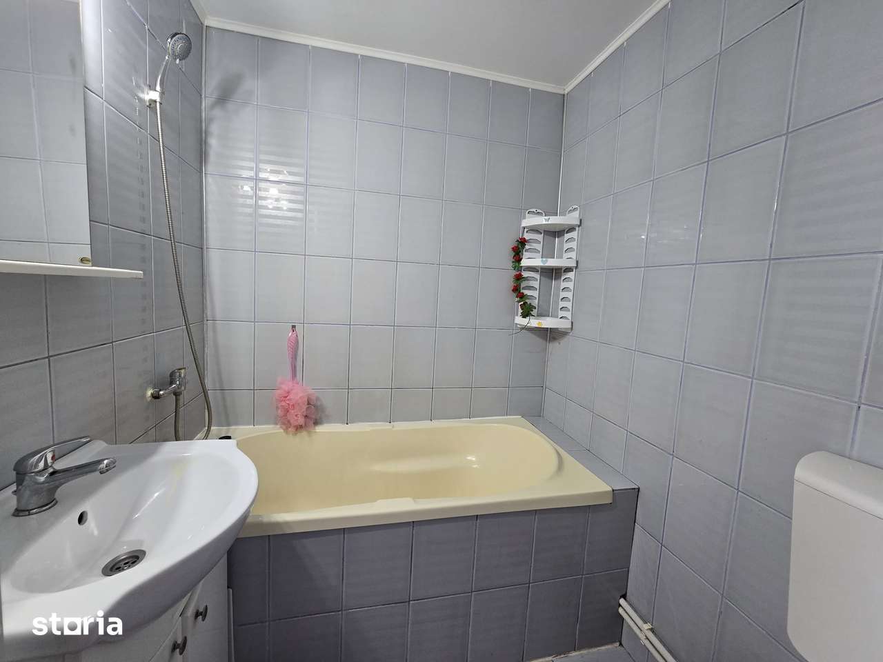 2 camere, Mansarda cu terasa, zona General — fotografia 3