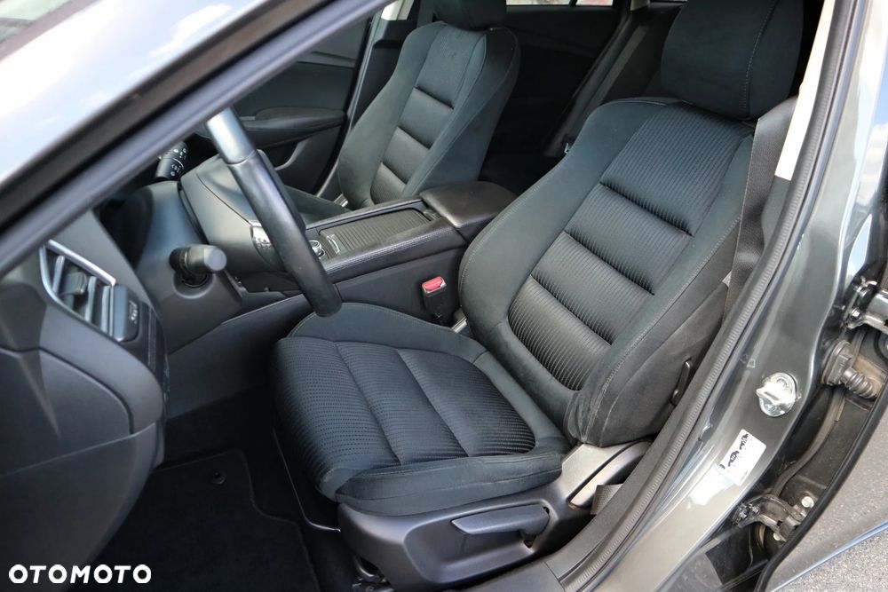 Mazda 6 2.0 SKYACTIV-G Center-Line - 24