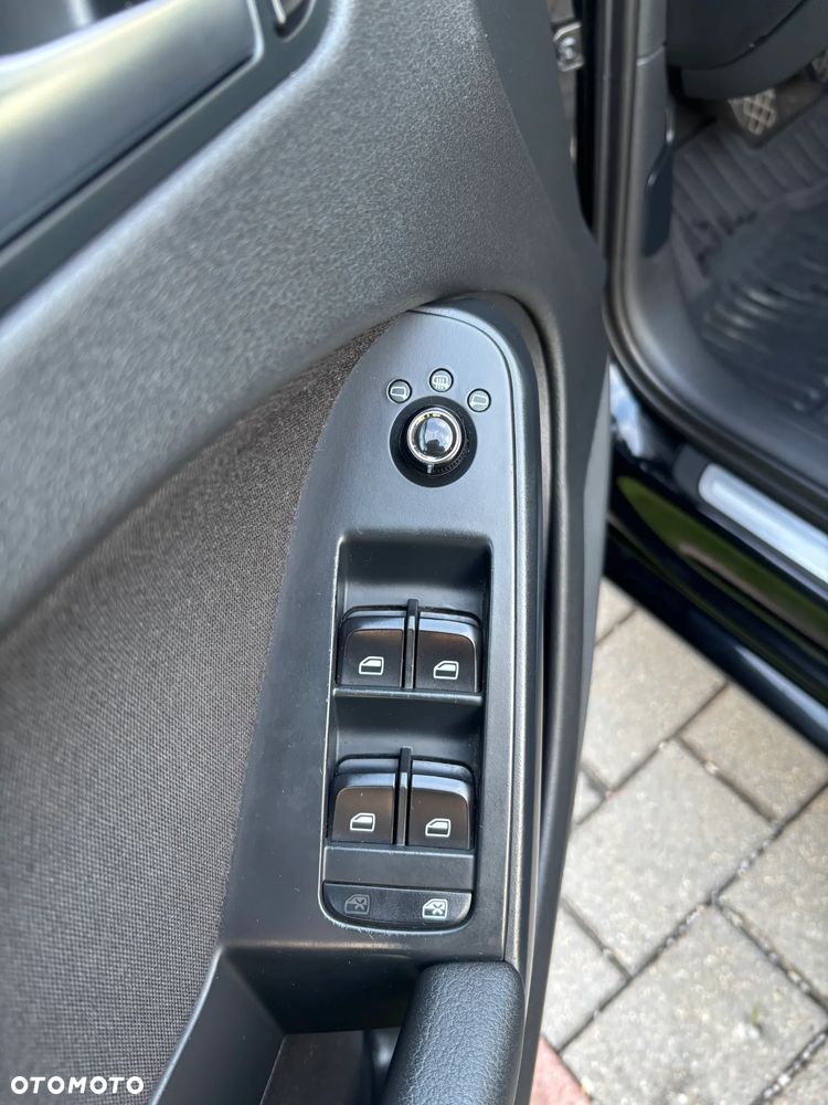 Audi A4 Avant 2.0 TDI - 37