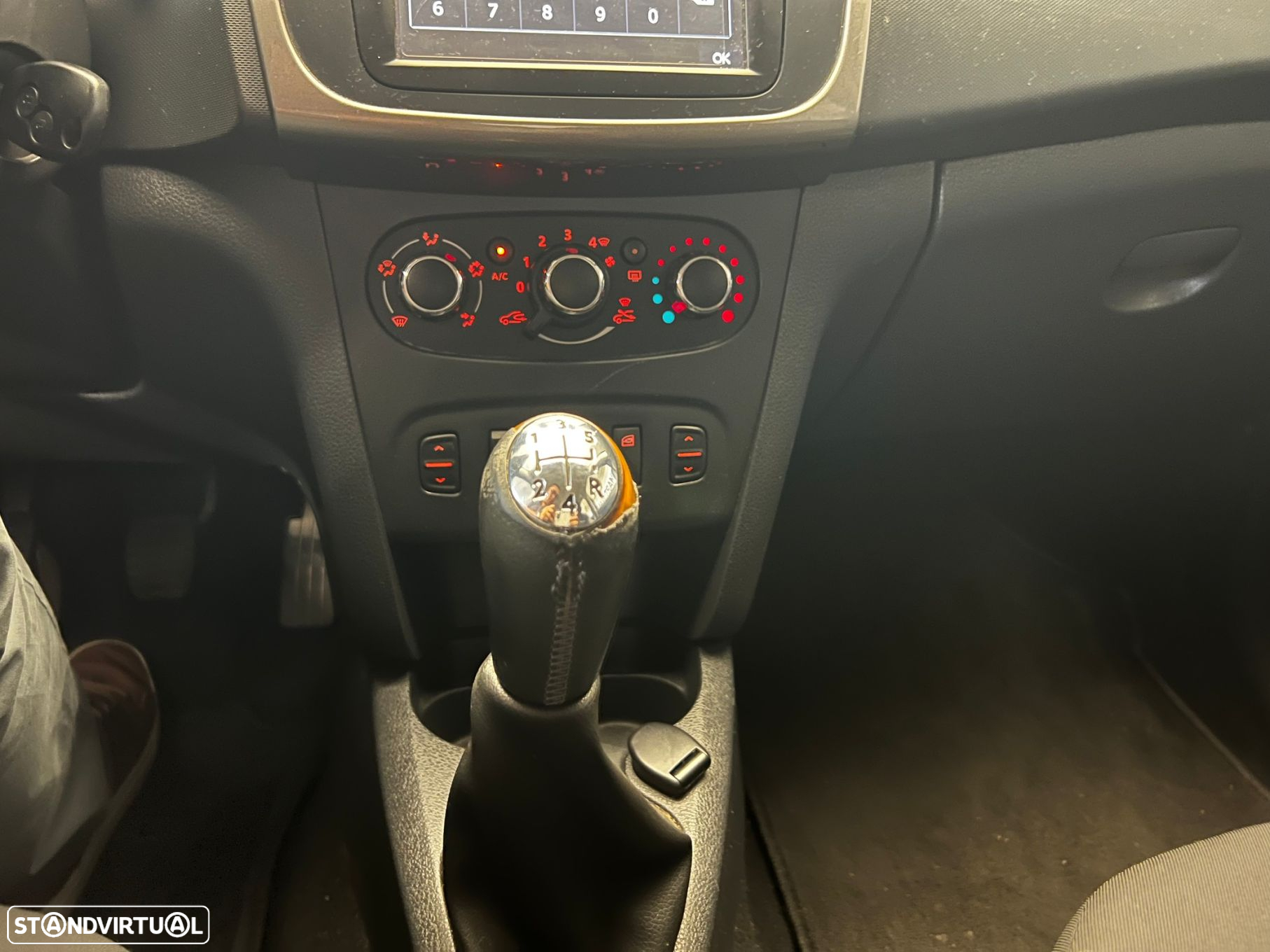 Dacia Sandero 1.5 dCi Comfort - 14