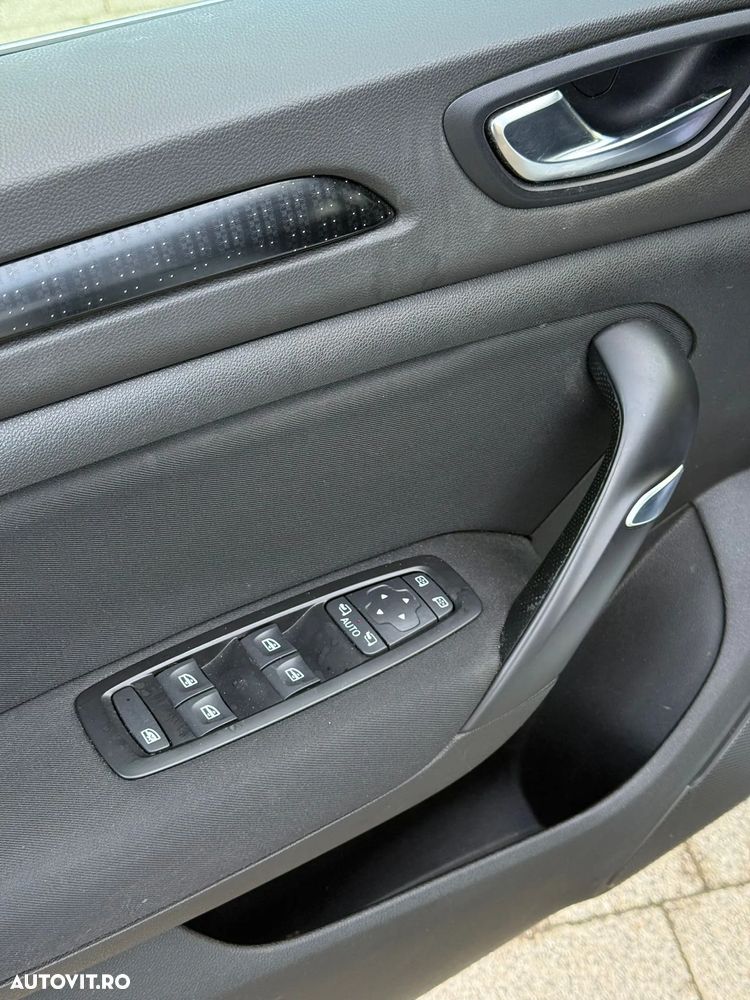 Renault Megane ENERGY dCi 110 Start & Stopp LIMITED - 13