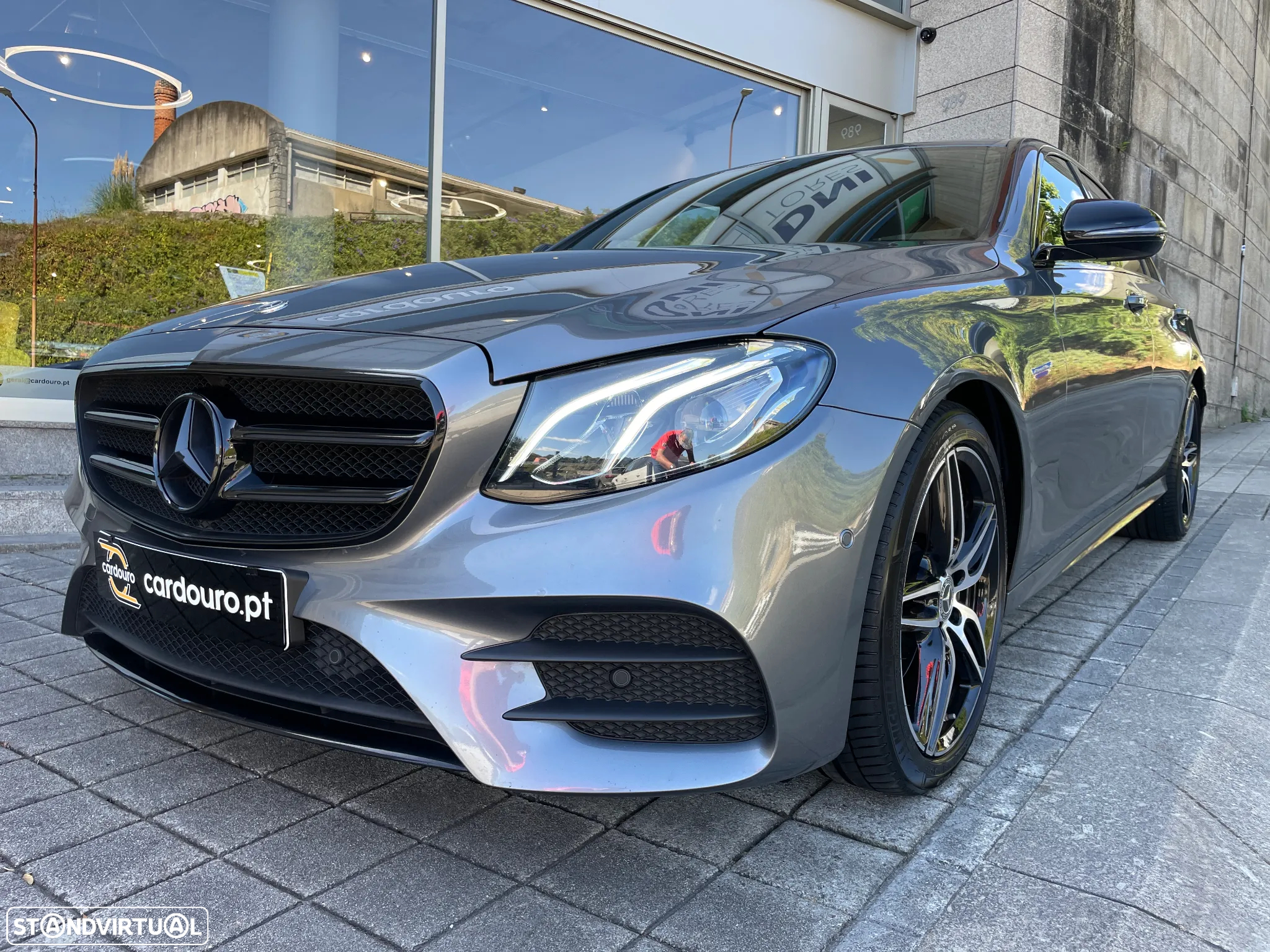 Mercedes-Benz E 220 d AMG - 7
