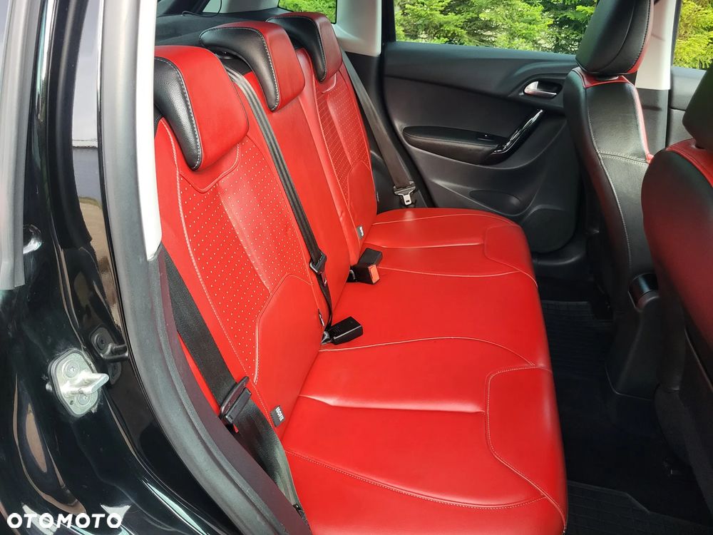 Citroën C3 VTi 120 Red Block - 13