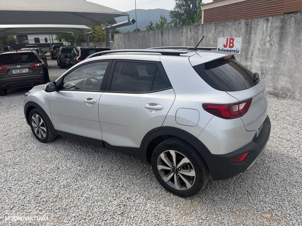 Kia Stonic 1.2 Dynamic - 4