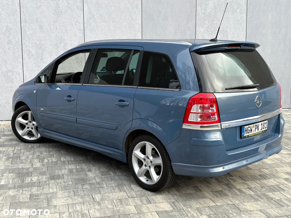 Opel Zafira 1.8 Sport - 9