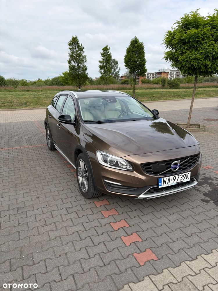 Volvo V60 D4 AWD Drive-E Summum - 3