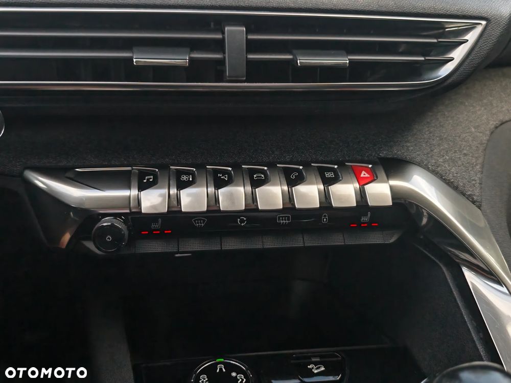 Peugeot 5008 - 21