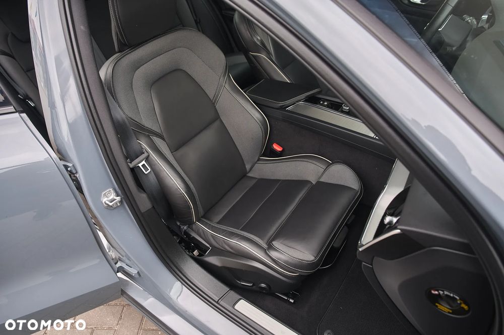 Volvo S60 T4 Geartronic RDesign - 29