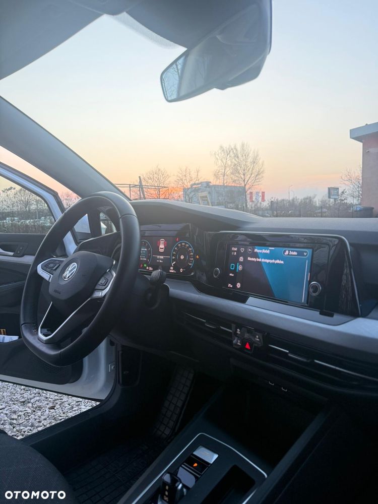 Volkswagen Golf 1.5 eTSI Life DSG - 19