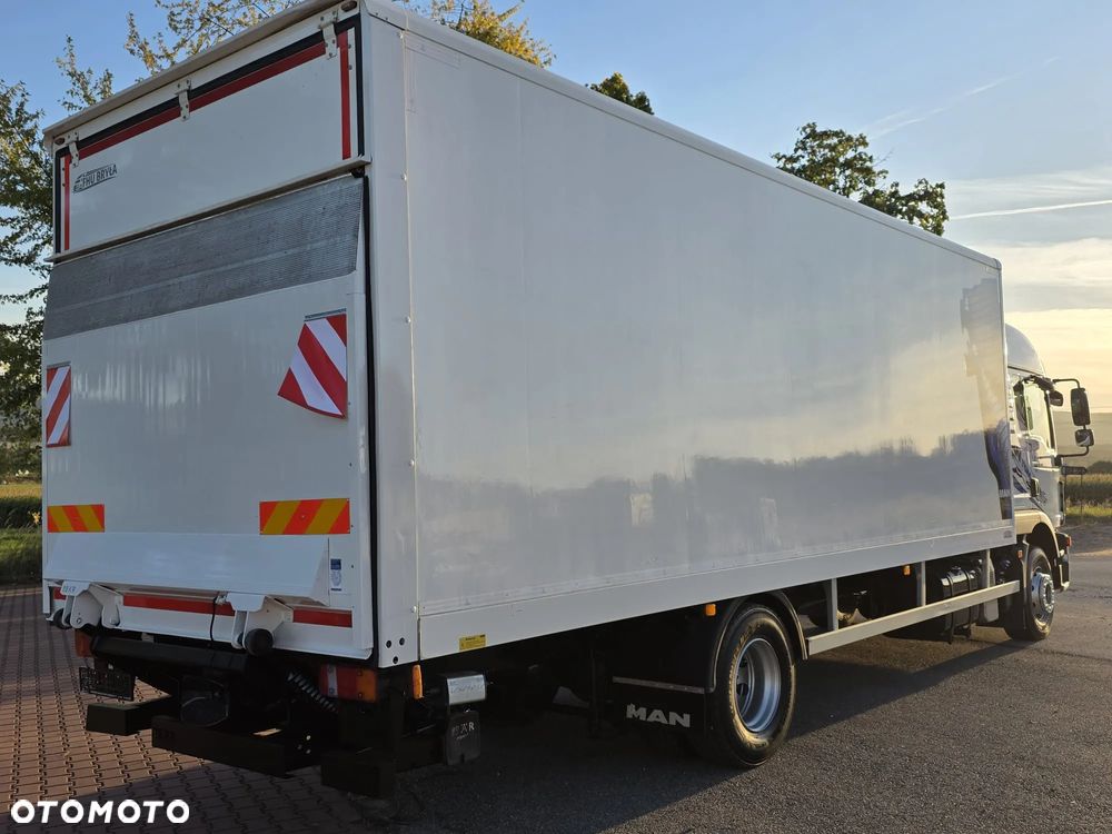 MAN TGM 15.290 / TGL / KONTENER / IZOTERMA / WINDA / KLIMA POSTOJOWA / 2019R / EURO 6 / PEŁEN SERWIS /  8200KG ŁADOWNOŚĆ  / SPROWADZONY / ZADBANY / JAK NOWY /  KSIĄŻKA SERWISOWA / E6 / 18 PALET - 5