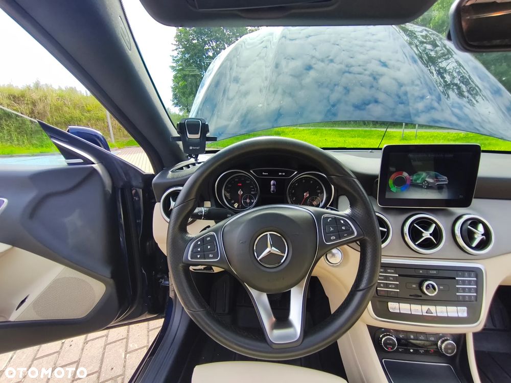 Mercedes-Benz CLA 250 Sport 7G-DCT - 26