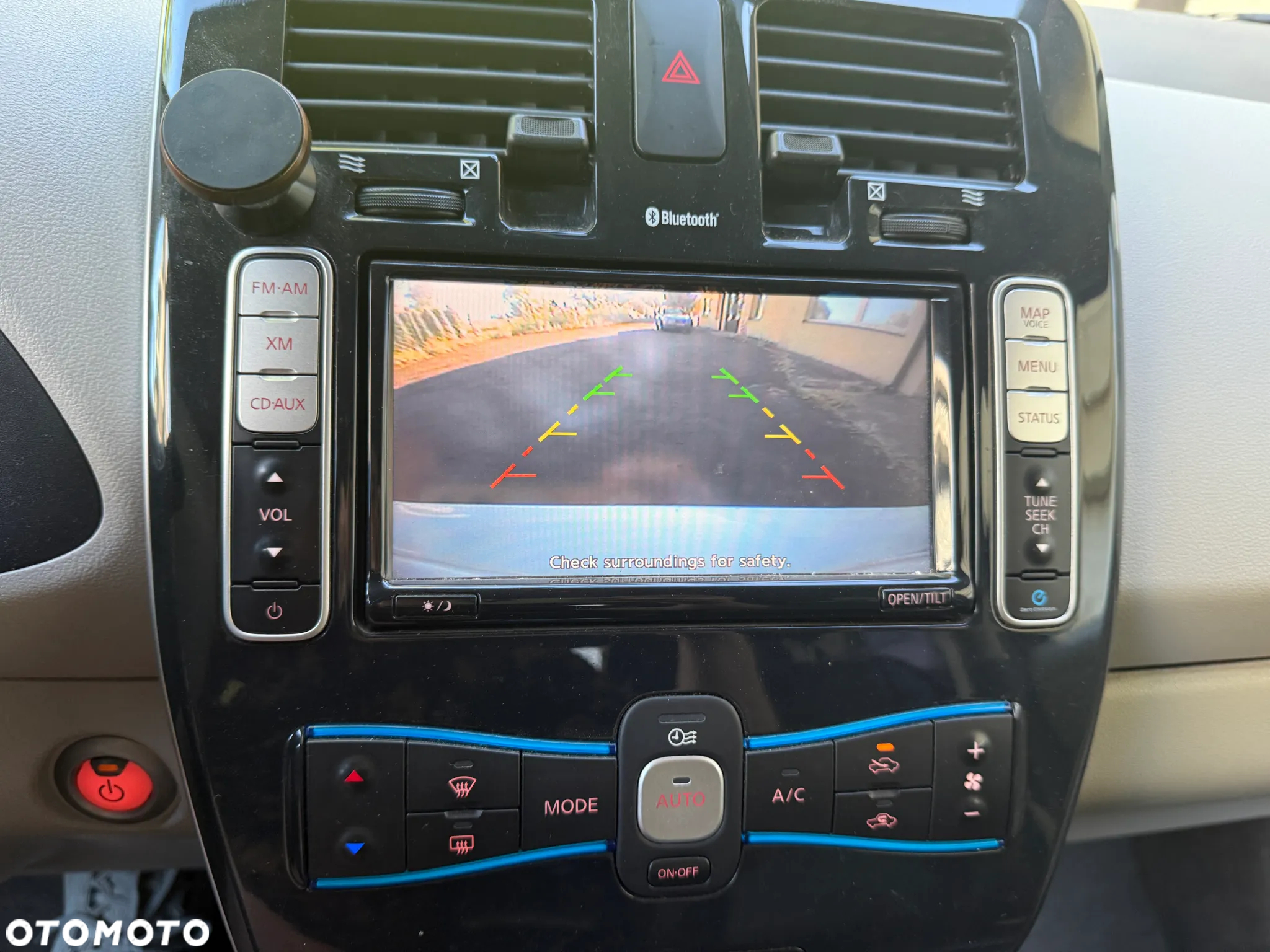 Nissan Leaf 24kWh Tekna - 10