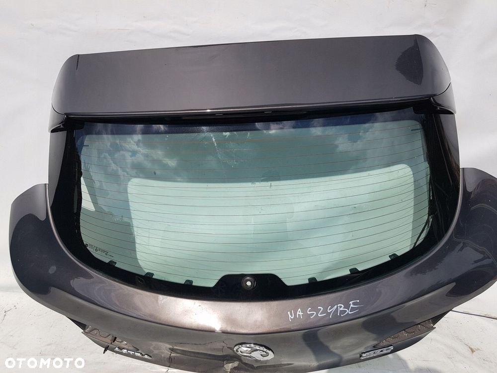 szyba klapa bagażnika Opel Astra J GTC - 4