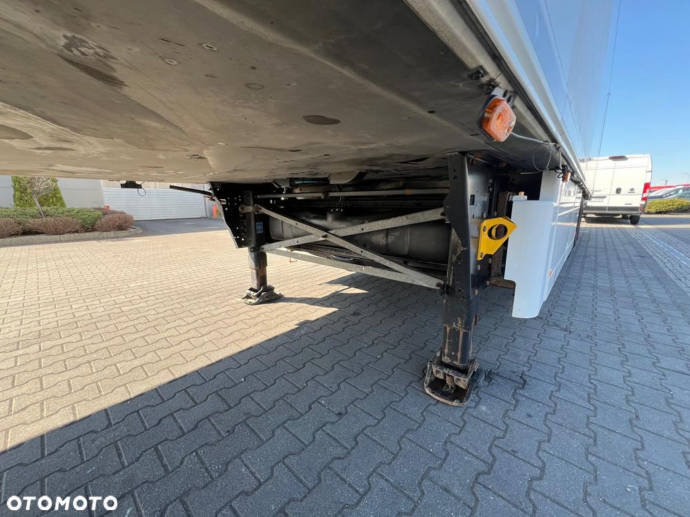 Schmitz Cargobull SKO 24 CHŁODNIA+WINDA ROLETA CARRIER VECTOR 1850Mtº DHOLLANDIA DHSMR.20 - 23