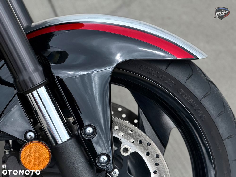 Suzuki Boulevard - 18