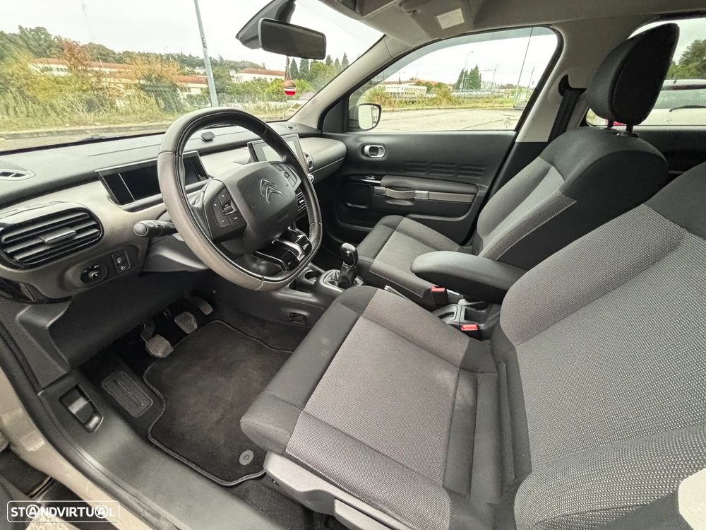 Citroën C4 Cactus PureTech 82 Shine - 31