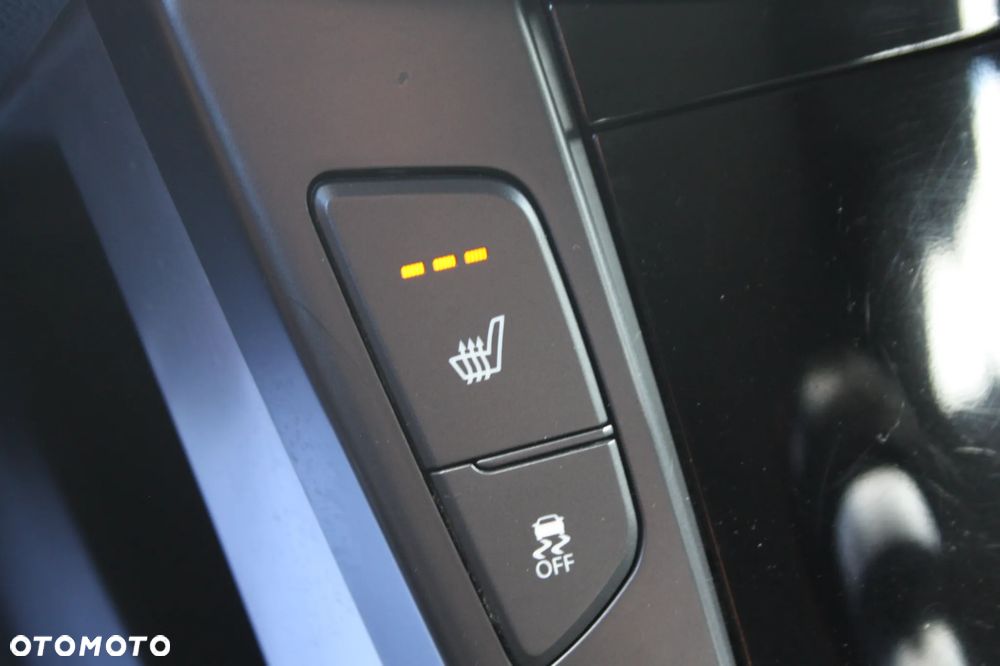 Hyundai i40 1.6 GDI Comfort + - 39