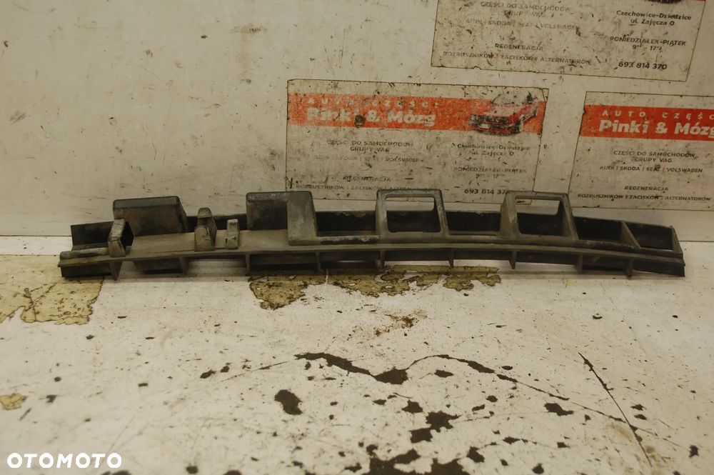 ŚLIZG MOCOWANIE ZDERZAKA LEWY PRAWY TYŁ TYLNE SKODA SUPERB II SEDAN 3T5807864BA 3T5807863BA - 3