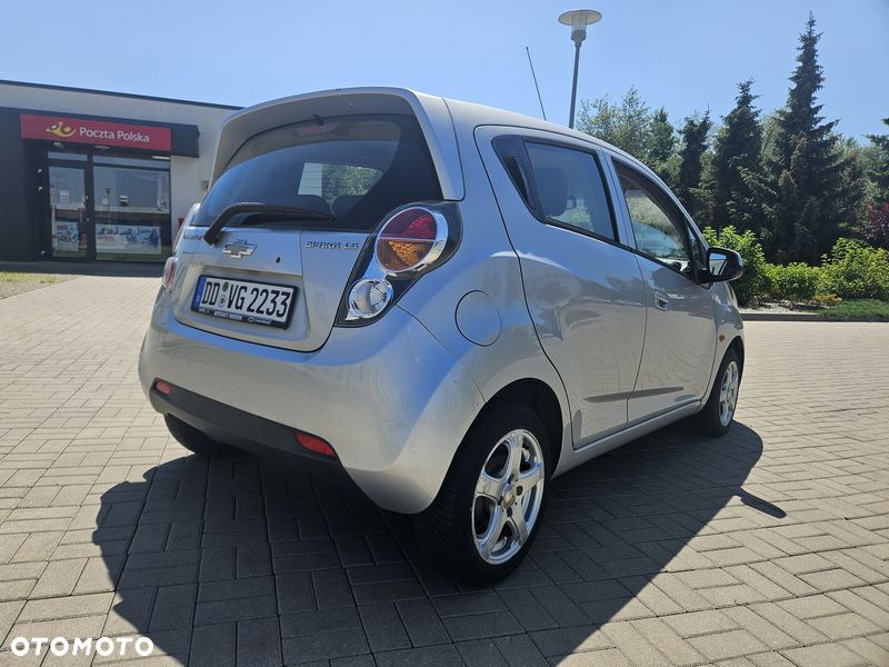 Chevrolet Spark 1.0 Base+ - 12