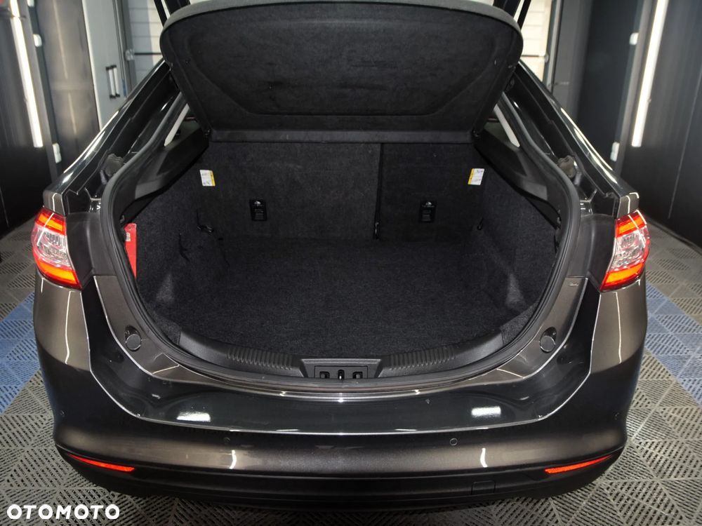 Ford Mondeo - 8