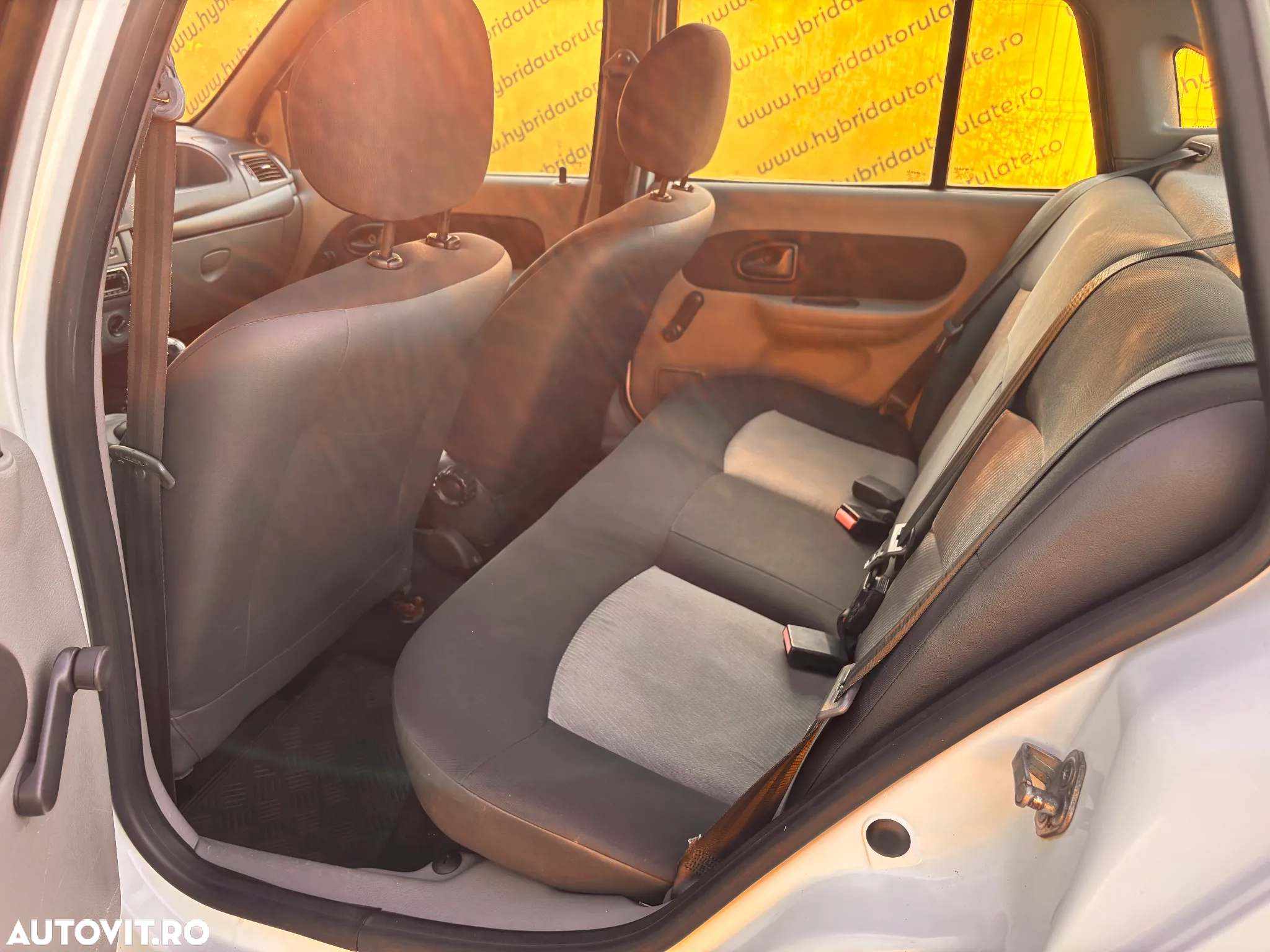 Renault Symbol 1.2 16V Authentique - 16