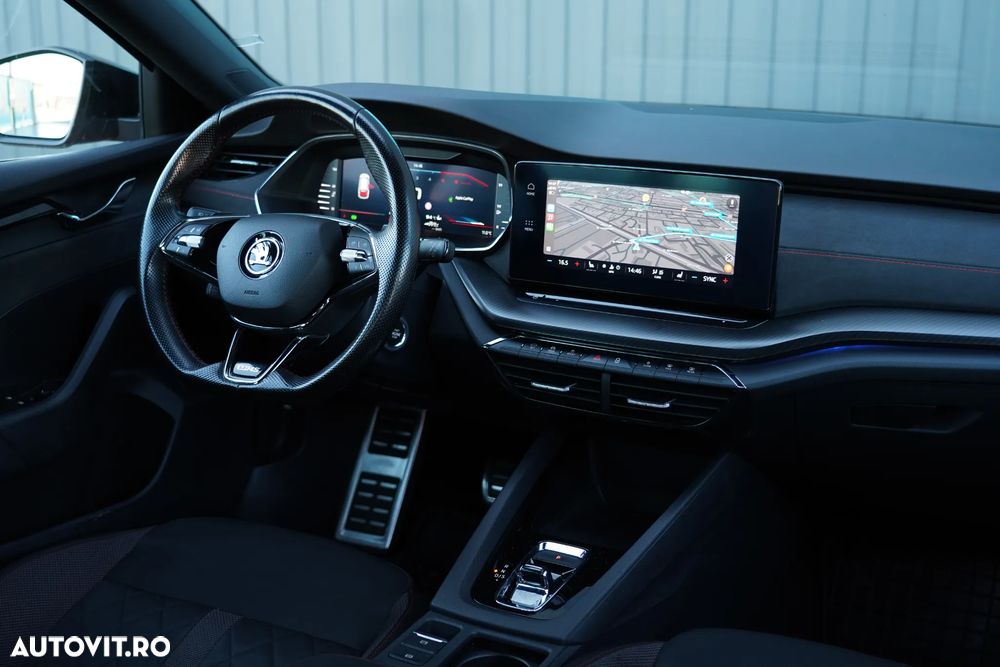 Skoda Octavia 2.0 TDI DSG RS Plus - 12