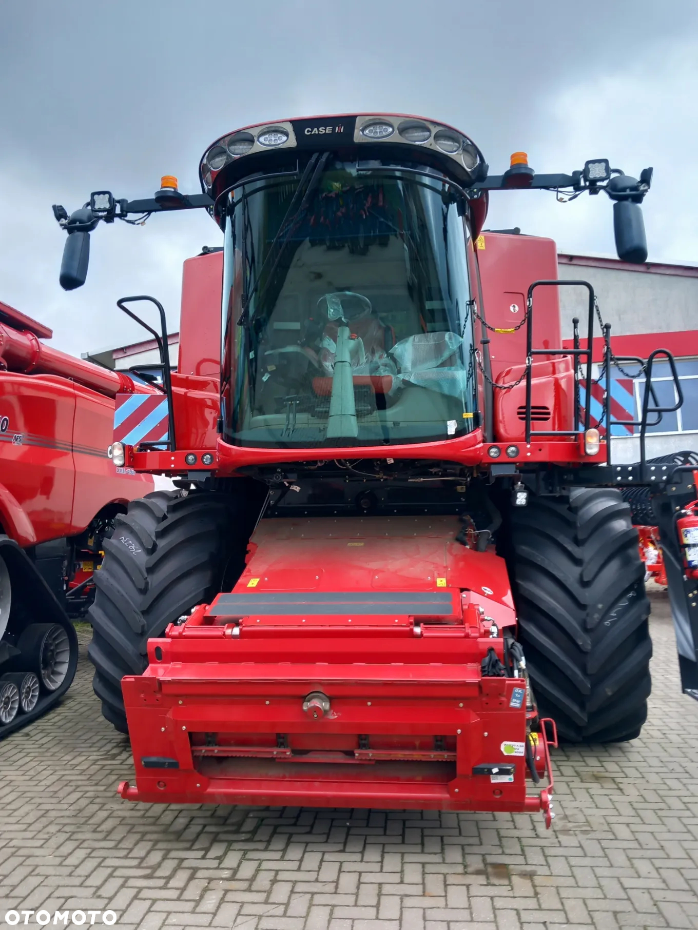 Case IH Axial-Flow 8250 - 14