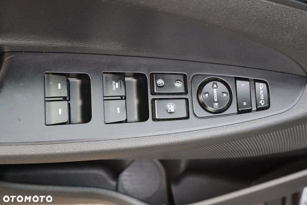 Hyundai Tucson 1.7 CRDI BlueDrive Style 2WD DCT - 12