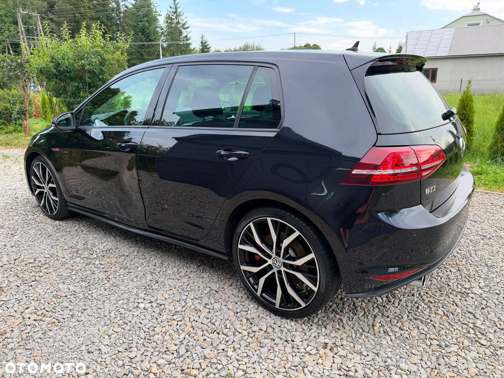 Volkswagen Golf GTI Performance BlueMotion Technology DSG - 15