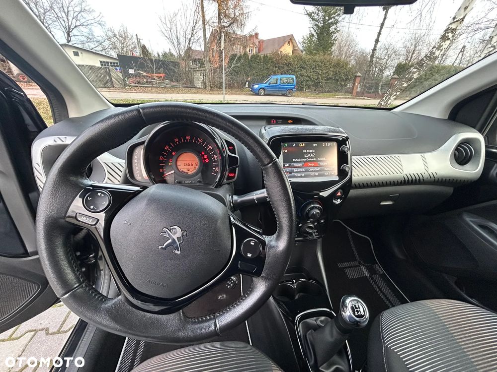 Peugeot 108 PureTech 82 Top Allure - 12