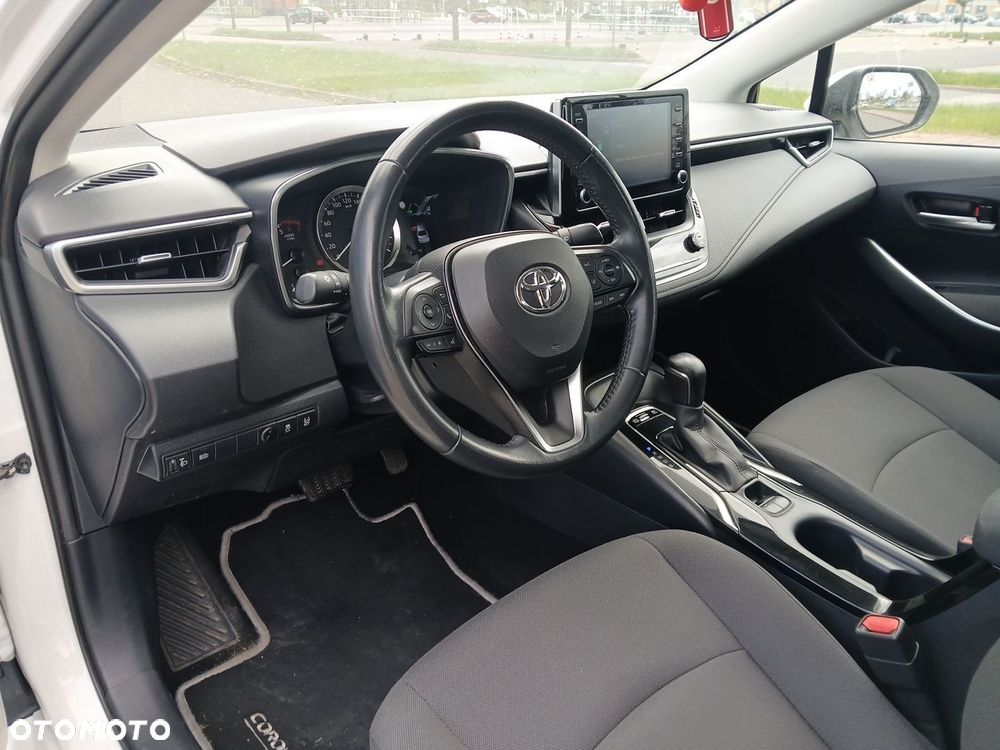 Toyota Corolla 1.8 Hybrid Comfort - 18