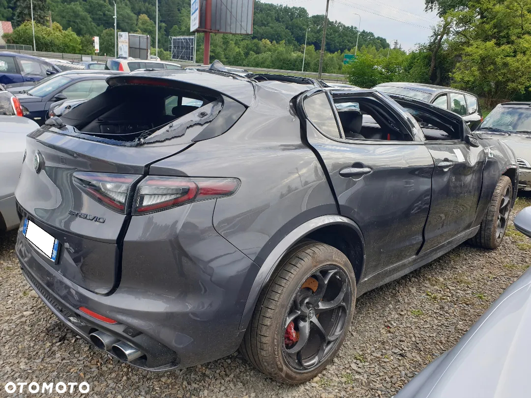Alfa Romeo Stelvio 2.9 V6 Bi-Turbo Quadrifoglio Q4 - 12