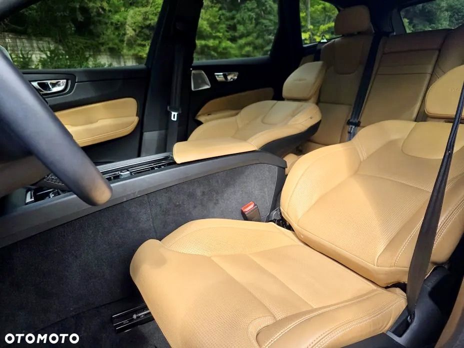Volvo XC 60 - 18
