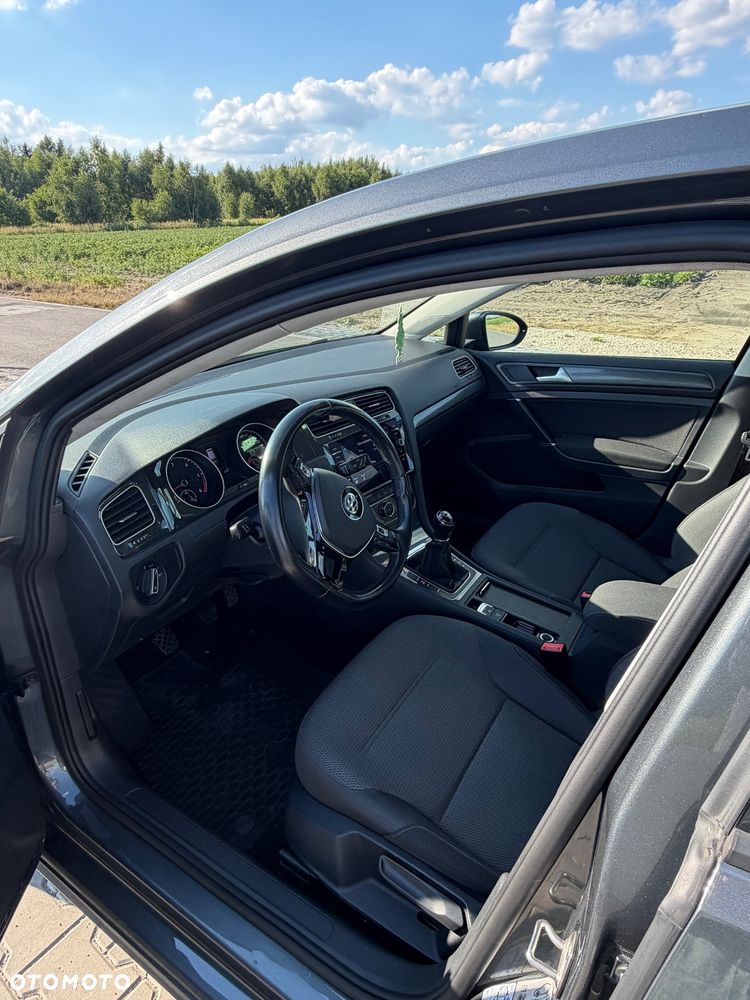 Volkswagen Golf 1.6 TDI BMT Comfortline - 21